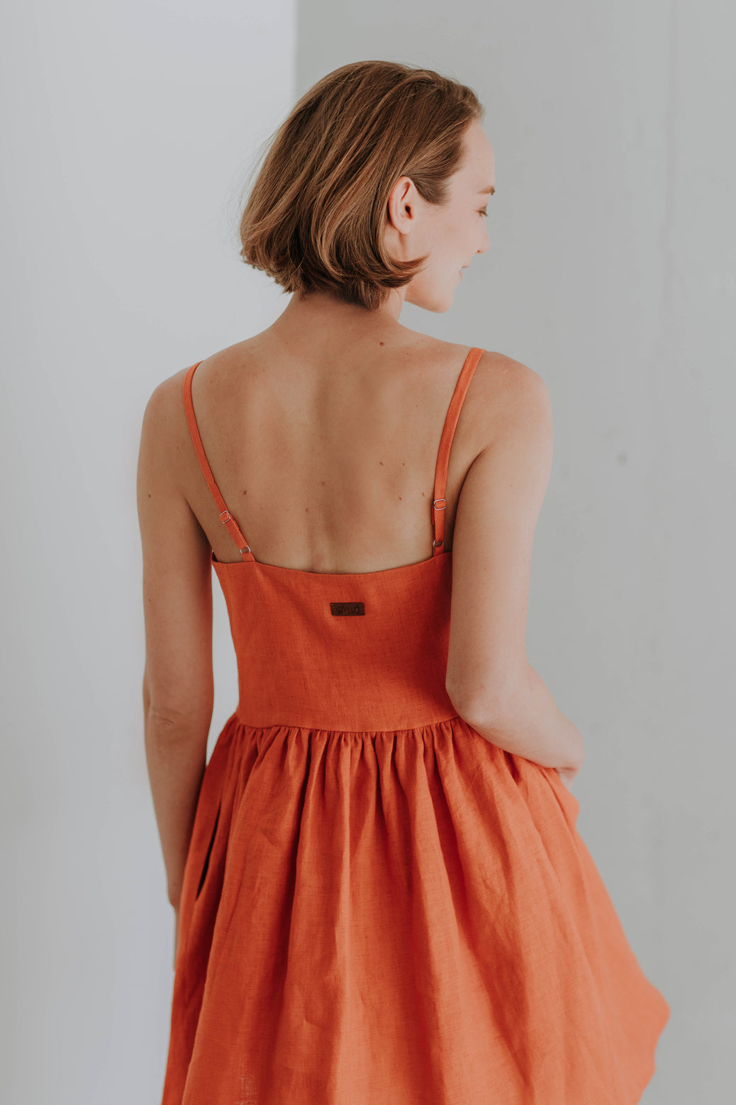 Mini linen dress with buttons