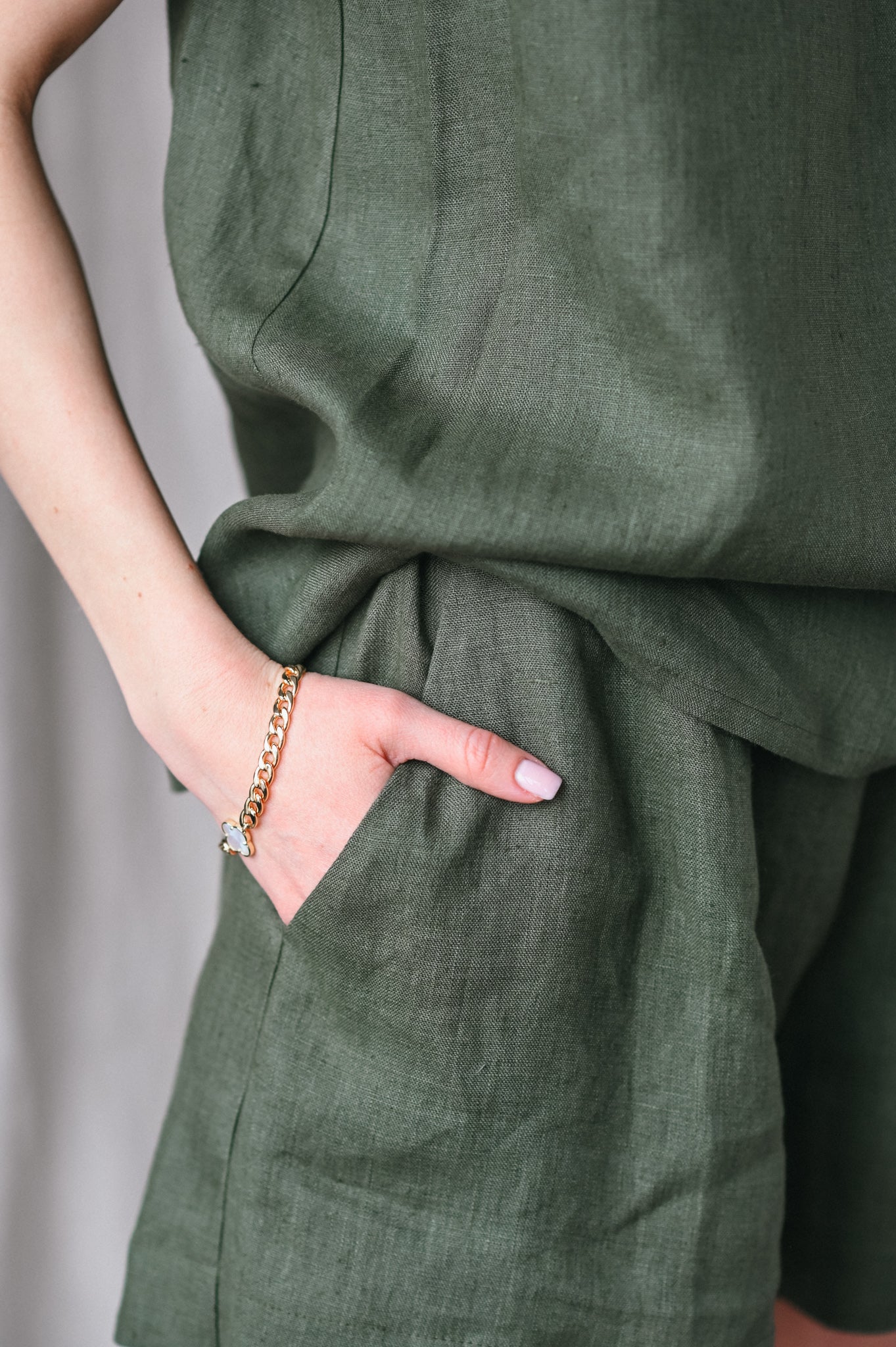 Linen shorts