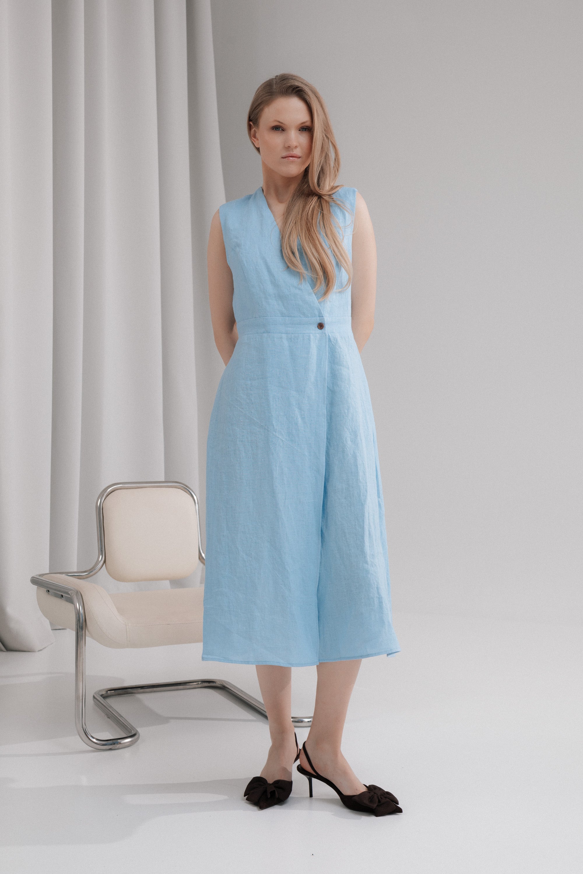 Linen wrapdress with button