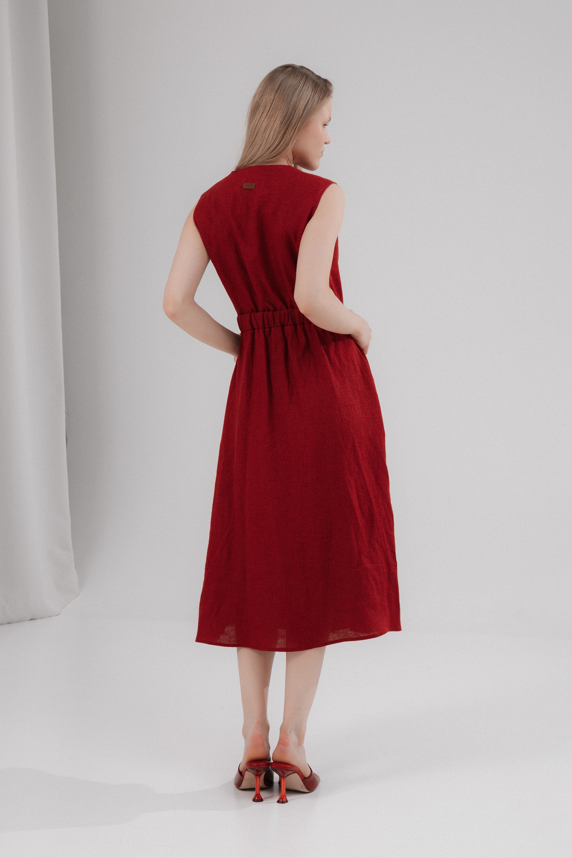 Linen wrapdress with button