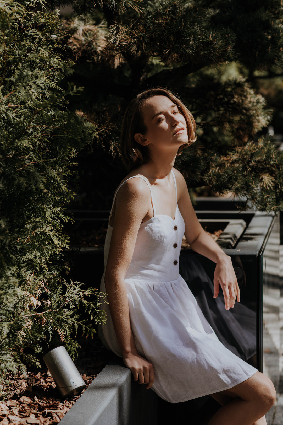 Mini linen dress with buttons